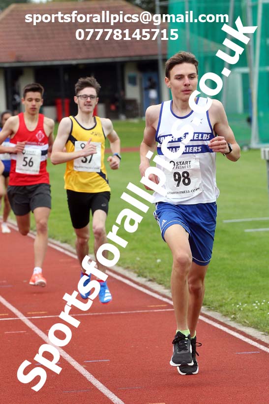 800 metres, NECAA Open Meeting, Morpeth, Sunday, September 27th. David T. Hewitson/Sports for All Pics